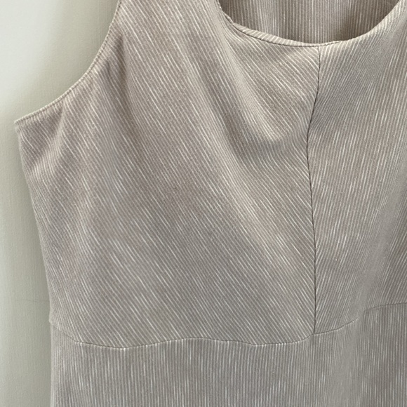 MK Hiking Halter Dress. Size Medium - Picture 9 of 9